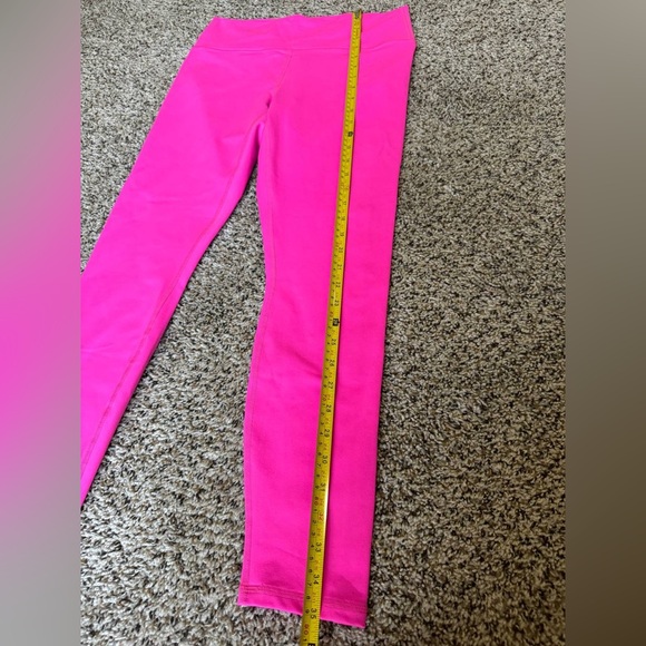 Fabletics Define PowerHold® High-Waisted 7/8 Legging - Picture 8 of 9